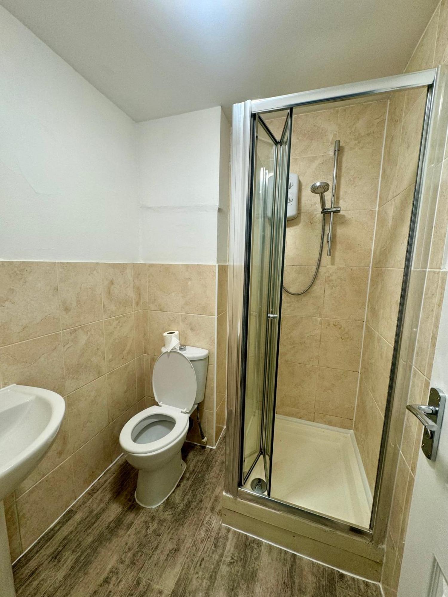 Tottenham Velvet Suites لندن المظهر الخارجي الصورة