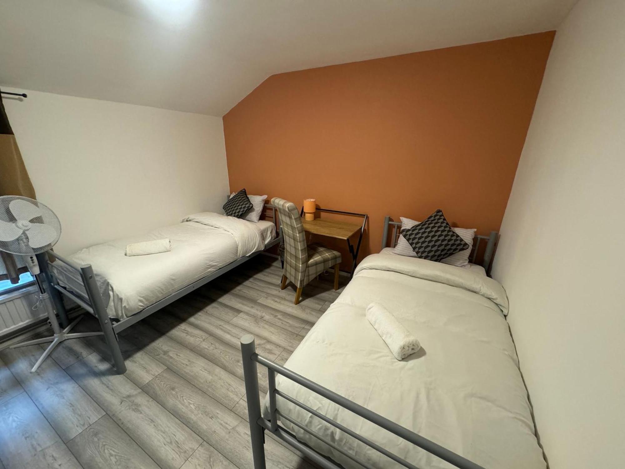 Tottenham Velvet Suites لندن المظهر الخارجي الصورة